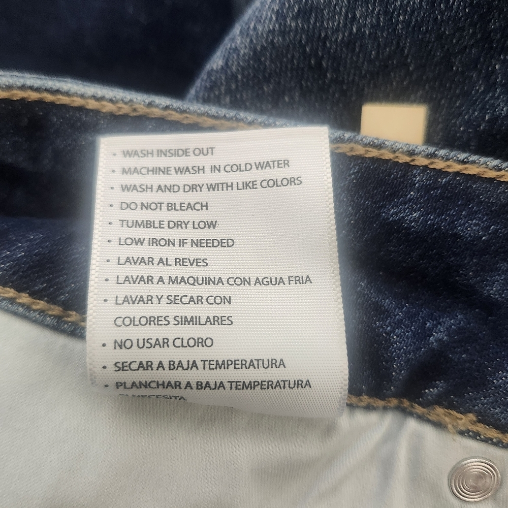 KanCan For Maurices Size 18 Distressed Cutoff Style Shorts 5 Inch Inseam Blue - Picture 6 of 10